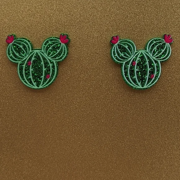 Mickey Mouse cactus green glitter acrylic stud earrings - Picture 1 of 6